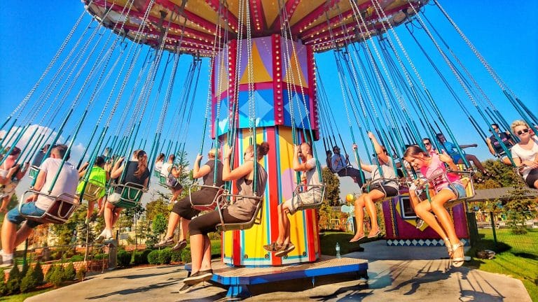 carousel-3721479_1280