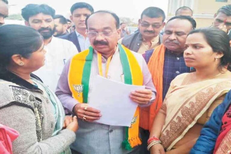छत्तीसगढ़ में 4 नवगठित नगर पालिकाओं में चलेगी ’’मोर संगवारी’’ योजना, उप मुख्यमंत्री अरुण साव कल करेंगे शुरुआत