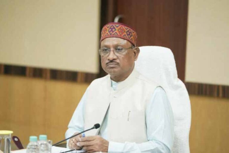 मुख्यमंत्री विष्णुदेव साय की पहल से सरगुजा संभाग को मिली 15 विशेषज्ञ चिकित्सकों की सौगात