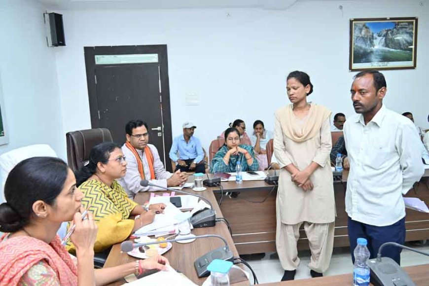 छत्तीसगढ़&गौरेला पेंड्रा मरवाही के कलेक्टर जनदर्शन में मिले 15 आवेदन, विधायक मरपच्ची रहे मौजूद