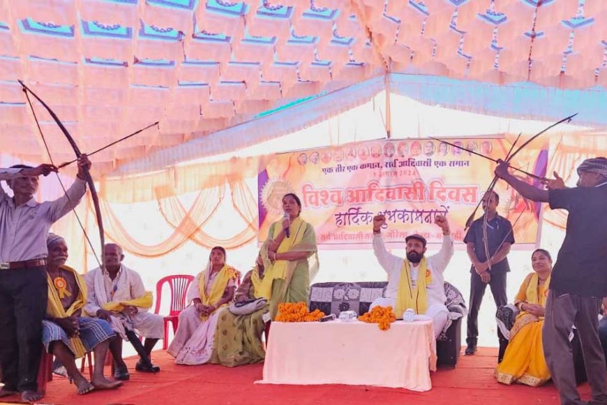 विश्व आदिवासी दिवस कार्यक्रम ठेंगाडांड़ में संपन्न