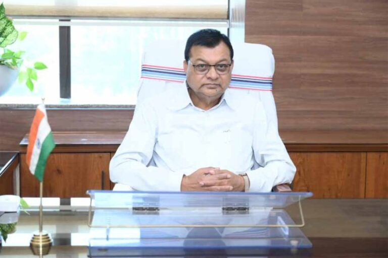कोरबा इलाके में सड़कों का तेजी से हो रहा निर्माण: मंत्री लखन लाल देवांगन