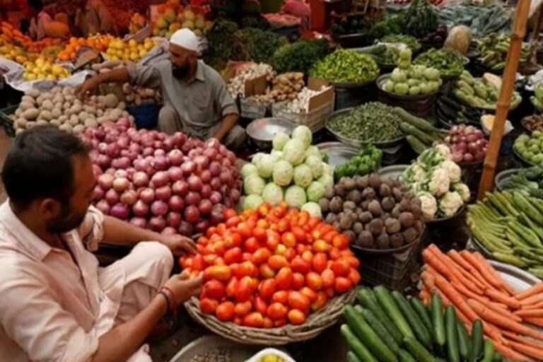 साल 2024 महंगाई की मार के लिए भी याद रहेगा, सब्जियां 40 रुपए से बढ़कर 80 रुपए किलो हो गईं