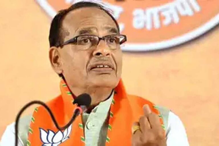 केंद्रीय कृषि मंत्री चौहान ने कहा, पीएम मोदी के नेतृत्व में वर्ष 2024 विकसित भारत के विराट संकल्पों की सिद्धि का आधार बना