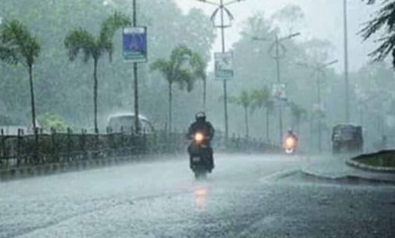 अरब सागर से लेकर बंगाल की खाड़ी तक फैली कई सक्रिय मौसम प्रणालियों के कारण मई की तपन पर लगा ब्रेक