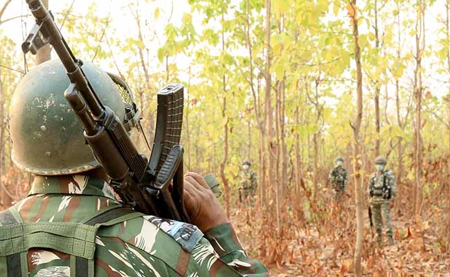 सुकमा में मुठभेड़ के दौरान भारी गोलीबारी, 8 नक्सली ढेर, 5 जवान शहीद