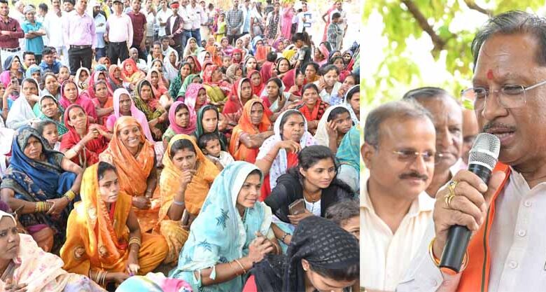 मुख्यमंत्री साय का छिंदिया गांव में आकस्मिक दौरा, सुशासन तिहार के तहत चौपाल लगाकर ग्रामीणों से किया सीधा संवाद