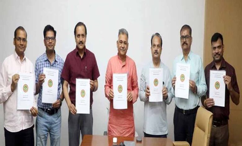 तकनीकी एवं व्यावसायिक पाठ्यक्रमों में प्रवेश लीजिए, कौशल सीखिए एवं राष्ट्र निर्माण में सहभागी बनिए : मंत्री परमार