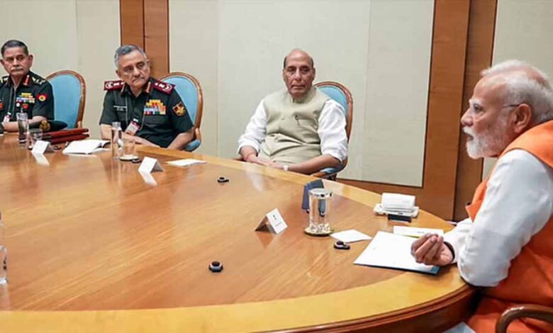 सेना प्रमुख को अगले तीन वर्षों तक प्रादेशिक सेना को सहयोग के लिए जुटाने का अधिकार दिया: केंद्र सरकार