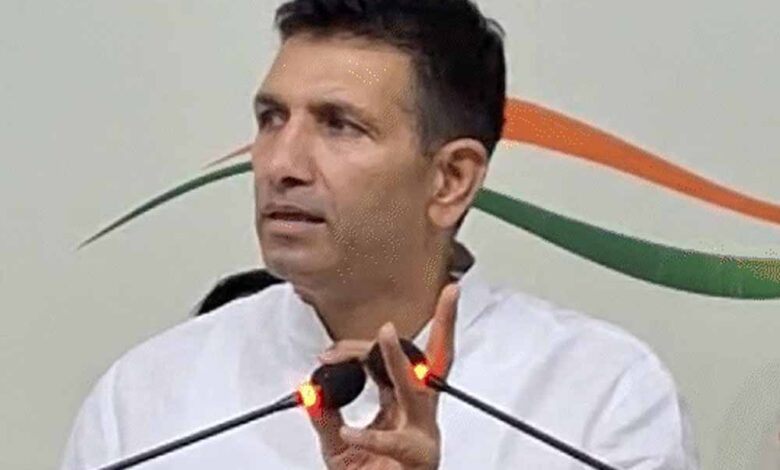 मप्र कांग्रेस में उथलपुथल का दौर जारी, दो नेताओं को पार्टी से निलंबित किया, एक से पद छीना, जारी किया आदेश
