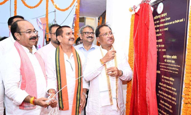 मुख्यमंत्री साय ने किया मुंगेली में नवनिर्मित जिला परिवहन कार्यालय का लोकार्पण