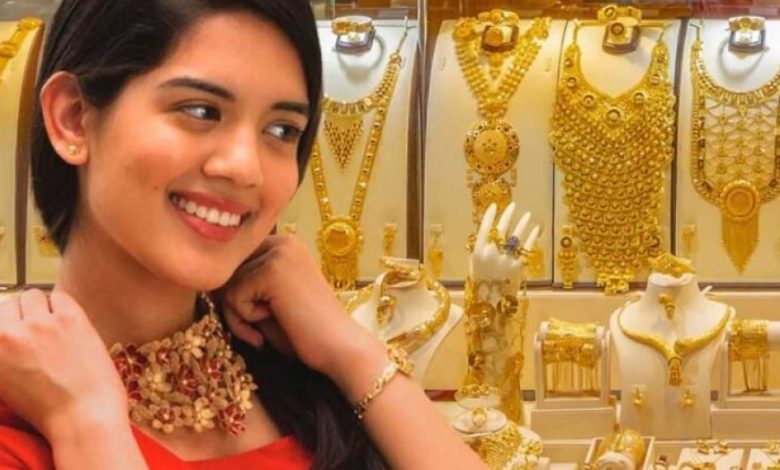 गिरावट की चपेट में सोने की बिक्री, 60% तक घटी डिमांड – आखिर क्यों हो रहा है ऐसा?