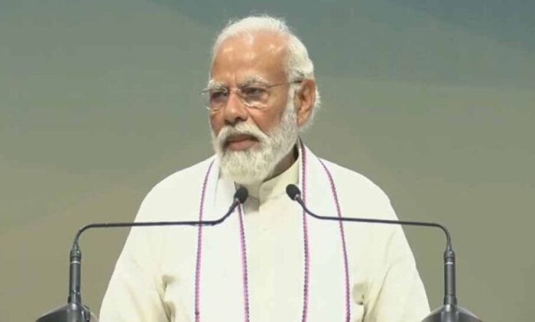 दीदी के गढ़ में पीएम मोदी का प्रहार: बोले- ‘गुंडा टैक्स’ से रुका निवेश, लॉ कॉलेज गैंगरेप पर जताई चिंता