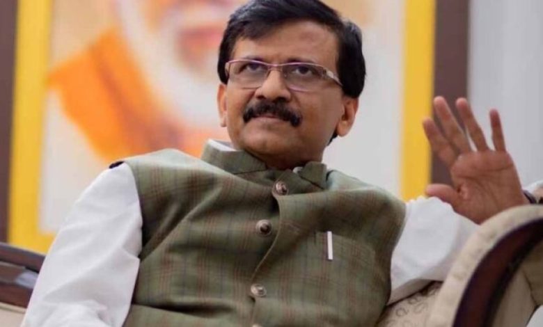 संजय राउत का बड़ा बयान: महाराष्ट्र में लगे राष्ट्रपति शासन, MLA पर हमले की साजिश का आरोप संजय राउत का बड़ा बयान: महाराष्ट्र में लगे राष्ट्रपति शासन, MLA पर हमले की साजिश का आरोप
