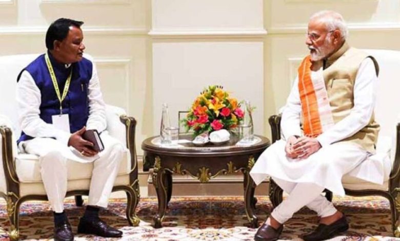 ओडिशा सीएम मोहन माझी की पीएम मोदी से मुलाकात, विकास योजनाओं पर हुई बातचीत
