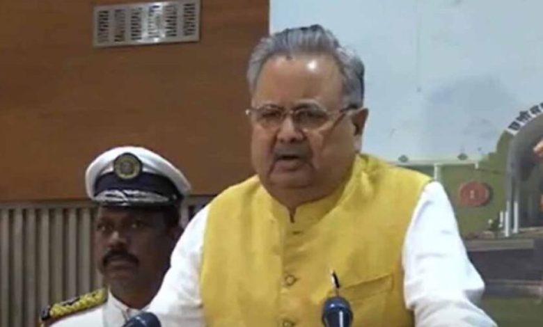 विधानसभा में हंगामा: विपक्षी व्यवहार पर स्पीकर नाराज, डॉ. रमन बोले- तोड़ दी 25 साल की परंपरा विधानसभा में हंगामा: विपक्षी व्यवहार पर स्पीकर नाराज, डॉ. रमन बोले- तोड़ दी 25 साल की परंपरा