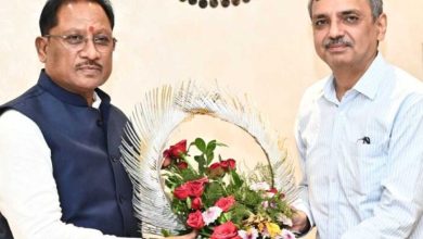 मुख्यमंत्री श्री साय से भारत सरकार में भूमि संसाधन सचिव ने की सौजन्य भेंट