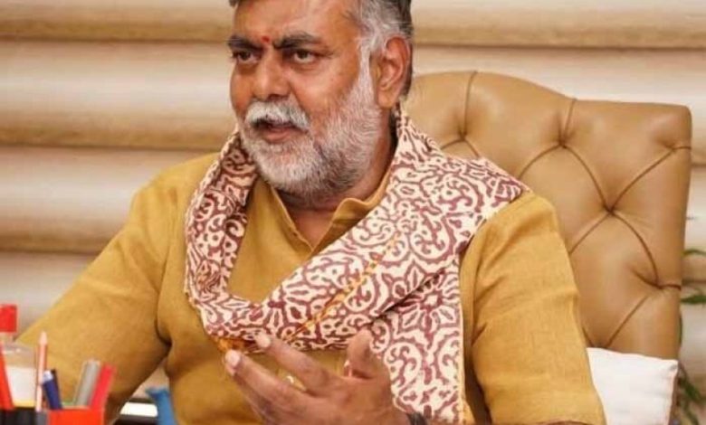 न्याय की भावना से ग्रामीण विकास की जिम्मेदारी उठाएं पंचायत प्रतिनिधि:  मंत्री प्रहलाद सिंह पटेल