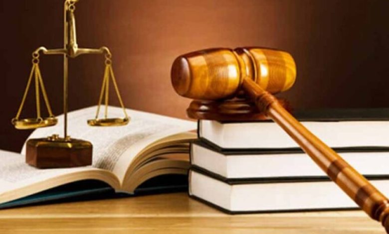 डीईओ की लापरवाही से नहीं मिली बीमा राशि, 18 साल बाद मिला मृत छात्रा के पिता को इंसाफ डीईओ की लापरवाही से नहीं मिली बीमा राशि, 18 साल बाद मिला मृत छात्रा के पिता को इंसाफ