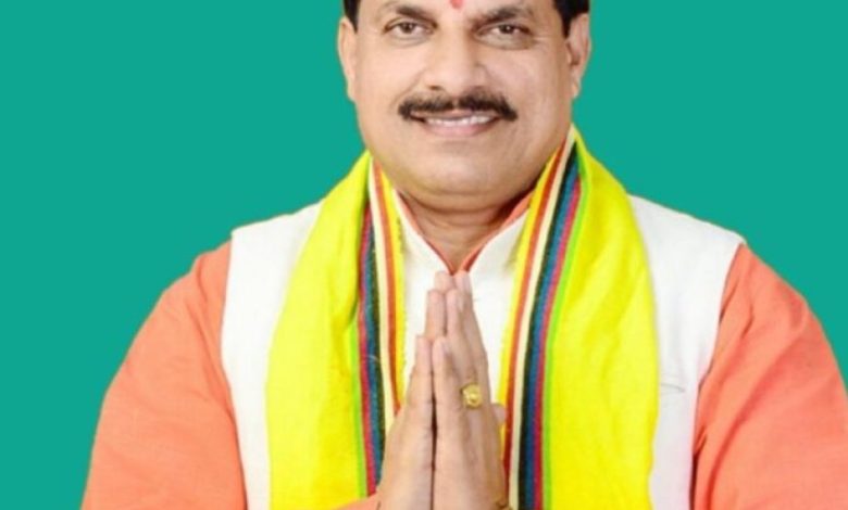 मुख्यमंत्री डॉ. यादव ने नव नियुक्त राज्यपालों को दी बधाई मुख्यमंत्री डॉ. यादव ने नव नियुक्त राज्यपालों को दी बधाई