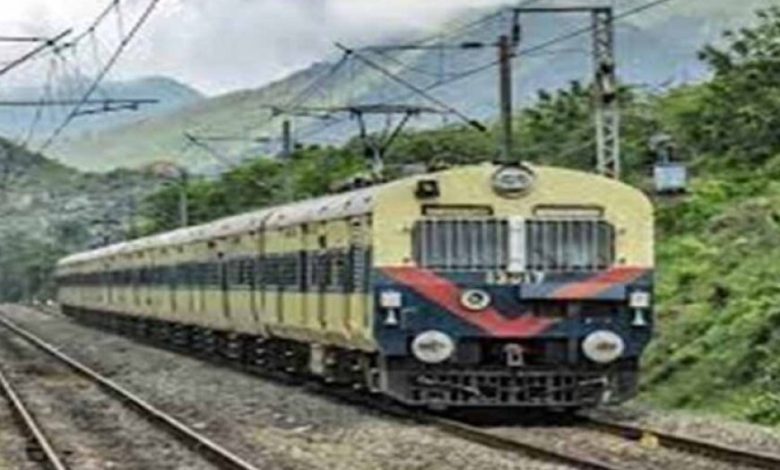 ग्वालियर-श्योपुर ब्रॉडगेज पर अगस्त से दौड़ेगी मेमू ट्रेन, साल के अंत तक श्योपुर तक पूरा होगा ट्रैक