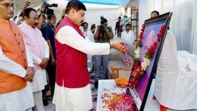 मुख्यमंत्री डॉ. यादव ने स्व. ब्रम्हानंद यादव को पुष्पांजलि अर्पित कर दी श्रद्धांजलि