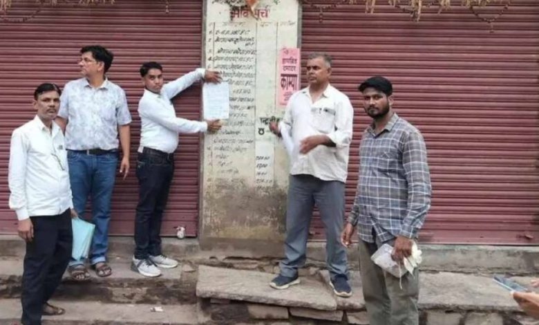 किसानों को मिला नकली बीज, शिकायत के बाद प्रशासन ने सील की खाद-बीज की दुकान