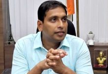 इंदौर कलेक्टर आशीष सिंह का सराहनीय कदम, खुद की सैलरी से 22 बच्चों की पढ़ाई का खर्च उठाया