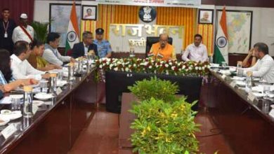 केवल रिपोर्ट पर निर्भर न रहें, निचले स्तर पर जाकर योजनाओें का क्रियान्वयन देखें : डेका