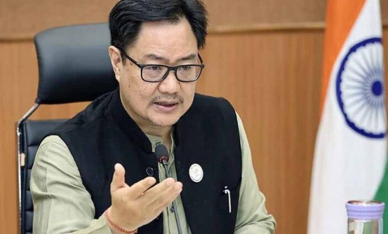 हंगामे से देश का नुक़सान: किरेन रिजिजू का विपक्ष पर तीखा हमला हंगामे से देश का नुक़सान: किरेन रिजिजू का विपक्ष पर तीखा हमला