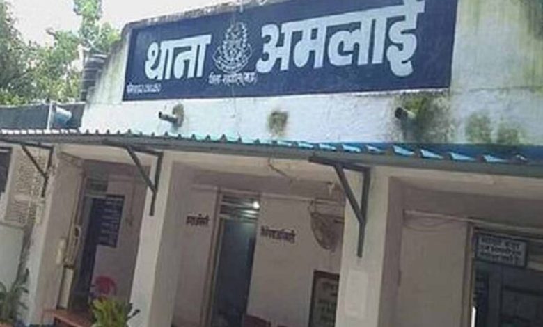 ओपीएम टीशू प्लांट में भीषण हादसा: मशीन में फंसा कर्मचारी का हाथ, हालत नाजुक ओपीएम टीशू प्लांट में भीषण हादसा: मशीन में फंसा कर्मचारी का हाथ, हालत नाजुक