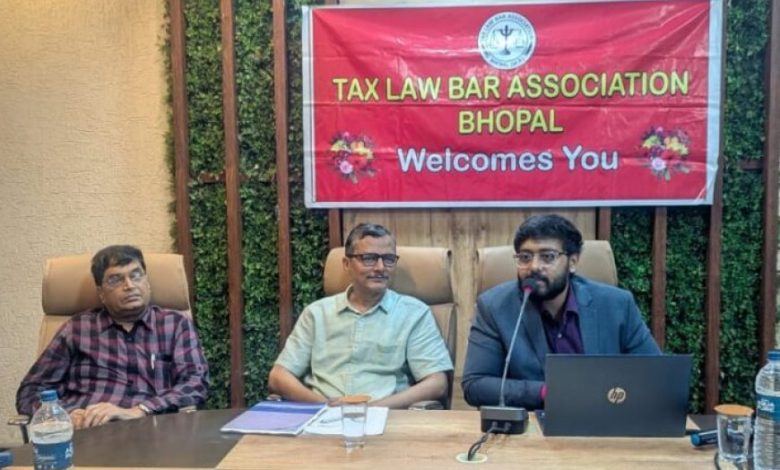 “AIS और TIS के माध्यम से टैक्स पारदर्शिता की दिशा में बढ़ते कदम, टैक्स ला बार एसोसिएशन की कार्यशाला में चार्टर्ड अकाउंटेंट ने दी अहम जानकारी”