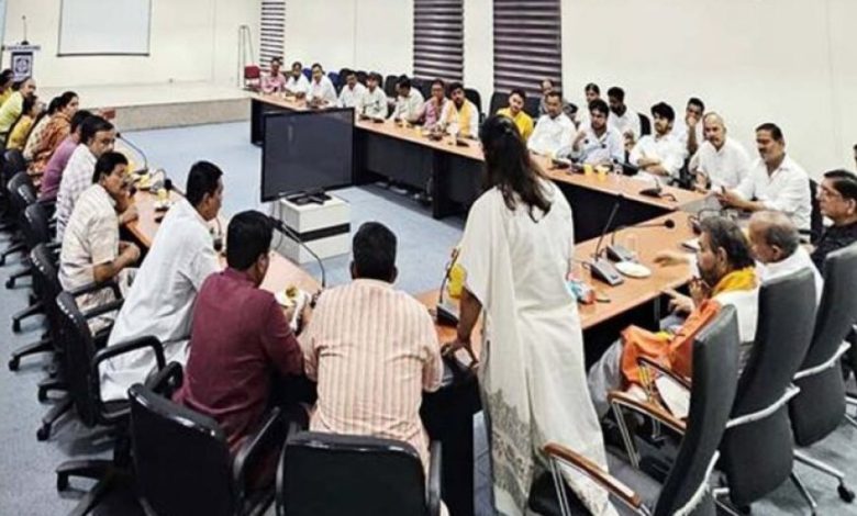 डॉ. कुसमरिया ने मध्यप्रदेश पिछड़ा वर्ग कल्याण आयोग के अध्यक्ष पद का किया कार्यभार ग्रहण डॉ. कुसमरिया ने मध्यप्रदेश पिछड़ा वर्ग कल्याण आयोग के अध्यक्ष पद का किया कार्यभार ग्रहण