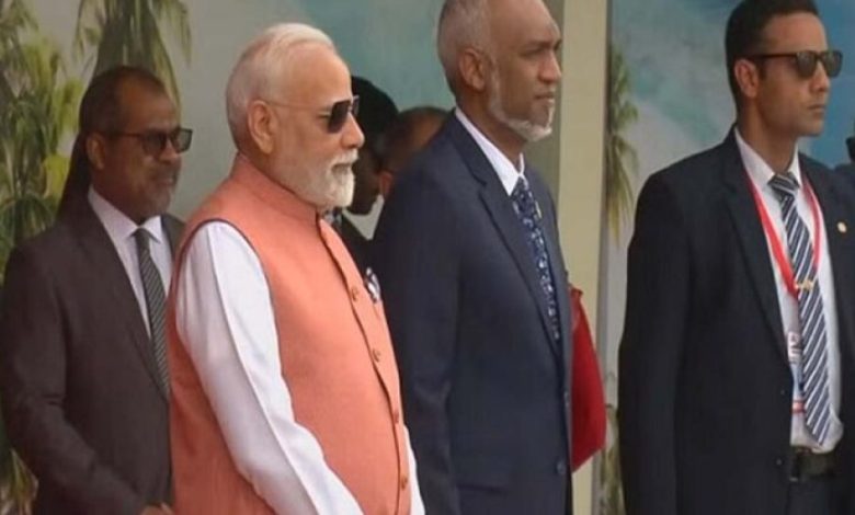 PM मोदी का मालदीव में भव्य स्वागत, राष्ट्रपति मुइज्जू ने एयरपोर्ट पर किया स्वागत