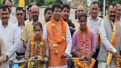 सभी विद्यालयों में विद्यार्थियों को रोजाना प्रार्थना के समय कराये पीटी- गोपाल सिंह इंजीनियर विधायक