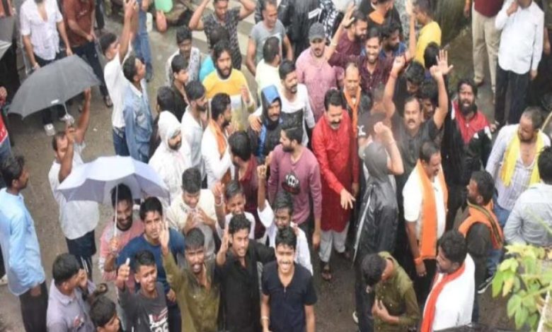 टीटी नगर इलाके में हिंदुओं के मकान बेचने के पोस्टरों से तनाव, पलायन की आशंका ने बढ़ाई चिंता टीटी नगर इलाके में हिंदुओं के मकान बेचने के पोस्टरों से तनाव, पलायन की आशंका ने बढ़ाई चिंता