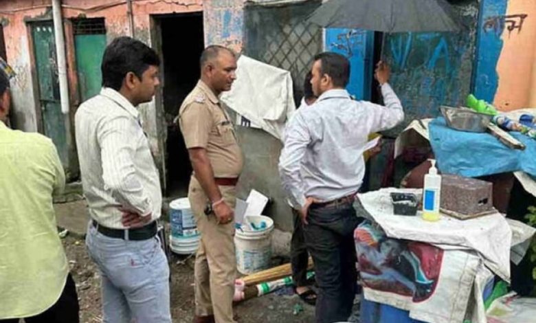 देहरादून में गैस सिलिंडर ब्लास्ट: तीन बच्चों समेत पांच लोग झुलसे देहरादून में गैस सिलिंडर ब्लास्ट: तीन बच्चों समेत पांच लोग झुलसे