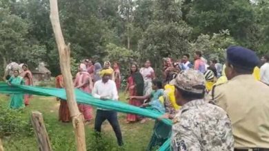 धर्मांतरण विवाद पर बवाल: चर्च में तोड़फोड़, गांव में तनाव, पुलिस तैनात