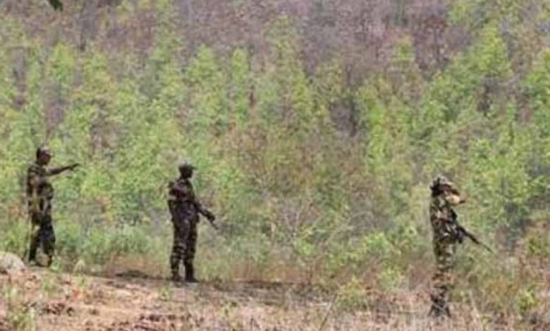 छत्तीसगढ़ के सुकमा से 05 लाख की इनामी महिला नक्सली गिरफ्तार छत्तीसगढ़ के सुकमा से 05 लाख की इनामी महिला नक्सली गिरफ्तार