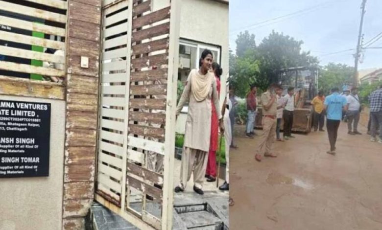 हिस्ट्रीशीटर रोहित तोमर का सूदखोरी अड्डा ढहा: बुलडोजर कार्रवाई में दफ्तर जमींदोज हिस्ट्रीशीटर रोहित तोमर का सूदखोरी अड्डा ढहा: बुलडोजर कार्रवाई में दफ्तर जमींदोज