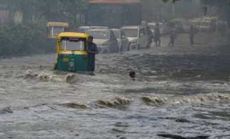 छत्तीसगढ़ और केरल में मूसलधार बारिश का कहर, जनजीवन प्रभावित