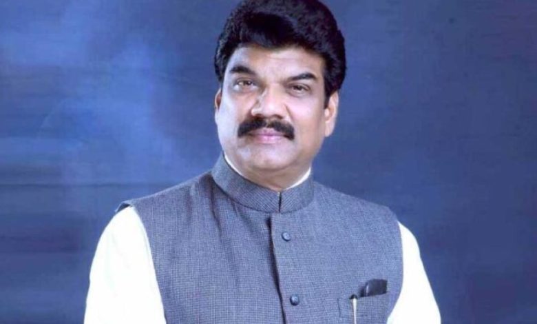 मुश्किल की घड़ी में हर वक्त मैं जनता के साथ, हर जरूरत में सेवा के लिए तत्पर हूं : मंत्री राजपूत मुश्किल की घड़ी में हर वक्त मैं जनता के साथ, हर जरूरत में सेवा के लिए तत्पर हूं : मंत्री राजपूत