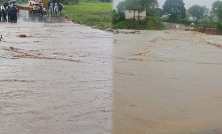 MP में फिर बारिश का सिस्टम हुआ स्ट्रांग, 43 जिलों में भारी बारिश की चेतावनी, 6 जिलों में रेड अलर्ट, सिंगरौली में स्कूलों की छुट्टी.
