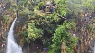 पिकनिक स्पॉट बना खतरे का केंद्र: परसदा वॉटरफॉल पर स्टंटबाजों पर नजर, सुरक्षा के लिए तैनात जवान