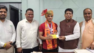 कुश्ती में गोल्ड जीतने वाले पृथ्वीराजसिंह का भव्य स्वागत, विधायक ने दी 5100 की सम्मान राशि