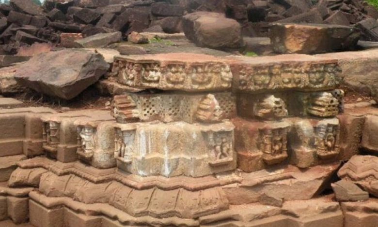मध्य प्रदेश के आशापुरी गांव में 900 साल पुराने भूतनाथ महादेव मंदिर का पुनर्निर्माण किया जाएगा मध्य प्रदेश के आशापुरी गांव में 900 साल पुराने भूतनाथ महादेव मंदिर का पुनर्निर्माण किया जाएगा