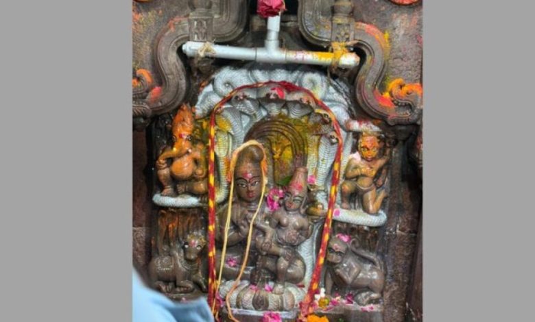 नागपंचमी पर भगवान श्री नागचंद्रेश्वर मन्दिर के खुले पट