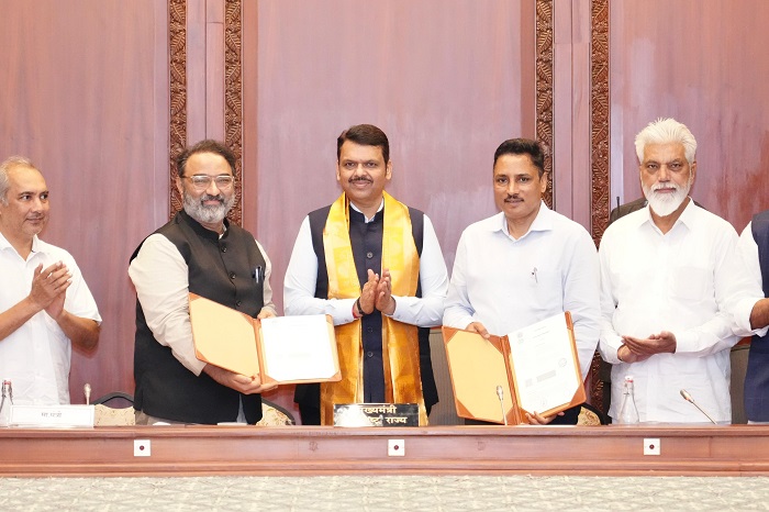 Maharashtra Govt. & Art of Living’s SSRDP Join Hands to Transform 150 government-aided Schools Maharashtra Govt. & Art of Living’s SSRDP Join Hands to Transform 150 government-aided Schools