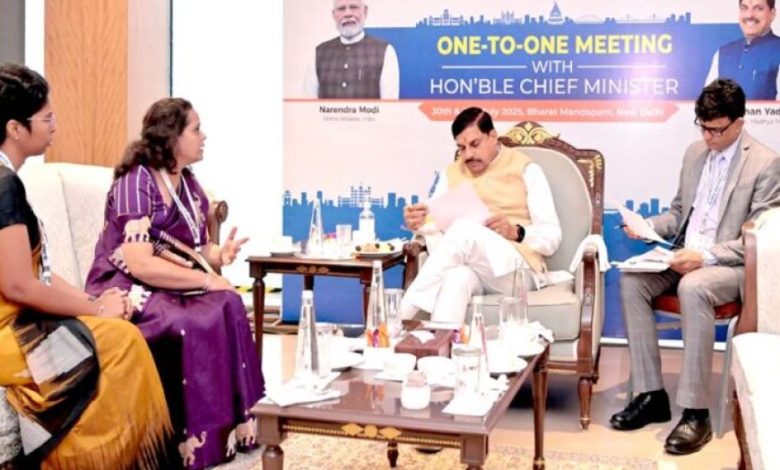 टेक्सटाइल उद्योगों को प्रोत्साहित करने होंगे हरसंभव प्रयास: मुख्यमंत्री डॉ. यादव टेक्सटाइल उद्योगों को प्रोत्साहित करने होंगे हरसंभव प्रयास: मुख्यमंत्री डॉ. यादव