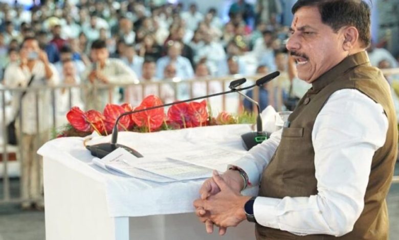 एमपी में निवेश को बढ़ावा: 100 करोड़ के निवेश पर मिलेगी 30 करोड़ की सब्सिडी, CM मोहन यादव का ऐलान एमपी में निवेश को बढ़ावा: 100 करोड़ के निवेश पर मिलेगी 30 करोड़ की सब्सिडी, CM मोहन यादव का ऐलान